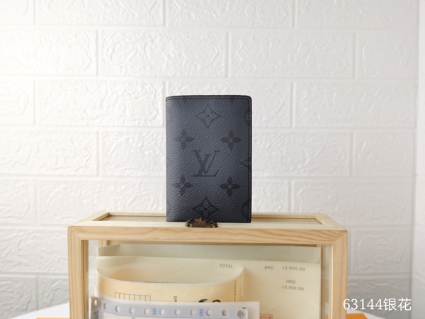LVコピーウォレット正面デザイン